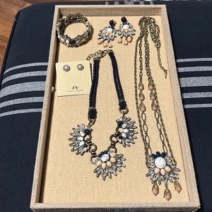 Chloe and Isabel Morning Tide